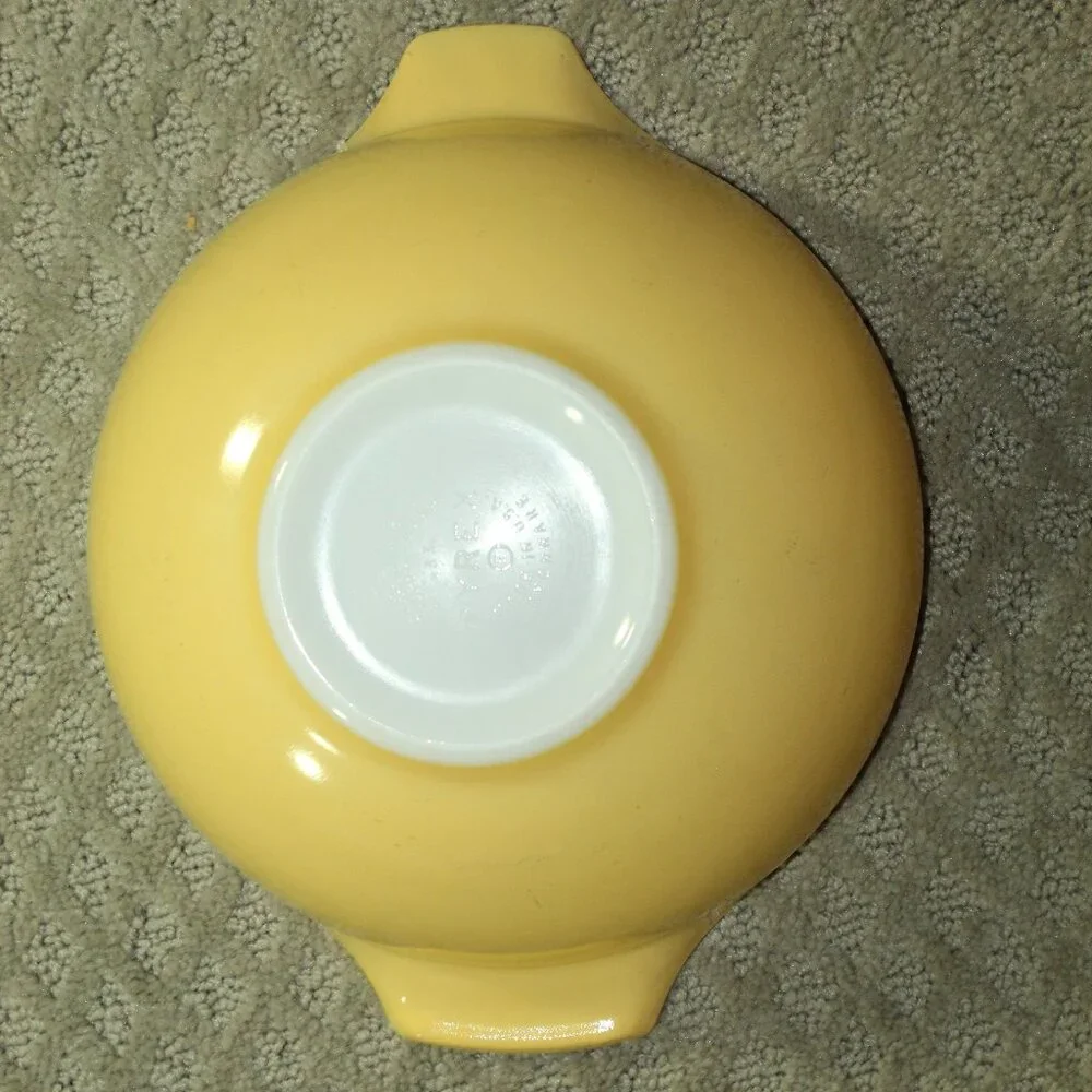 Set of 3 Vtg 1960's Pyrex Town & Country Cinderella Mixing Bowls 444, 443, 442